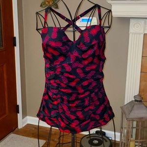 Torrid pineapple swim top. Size 2